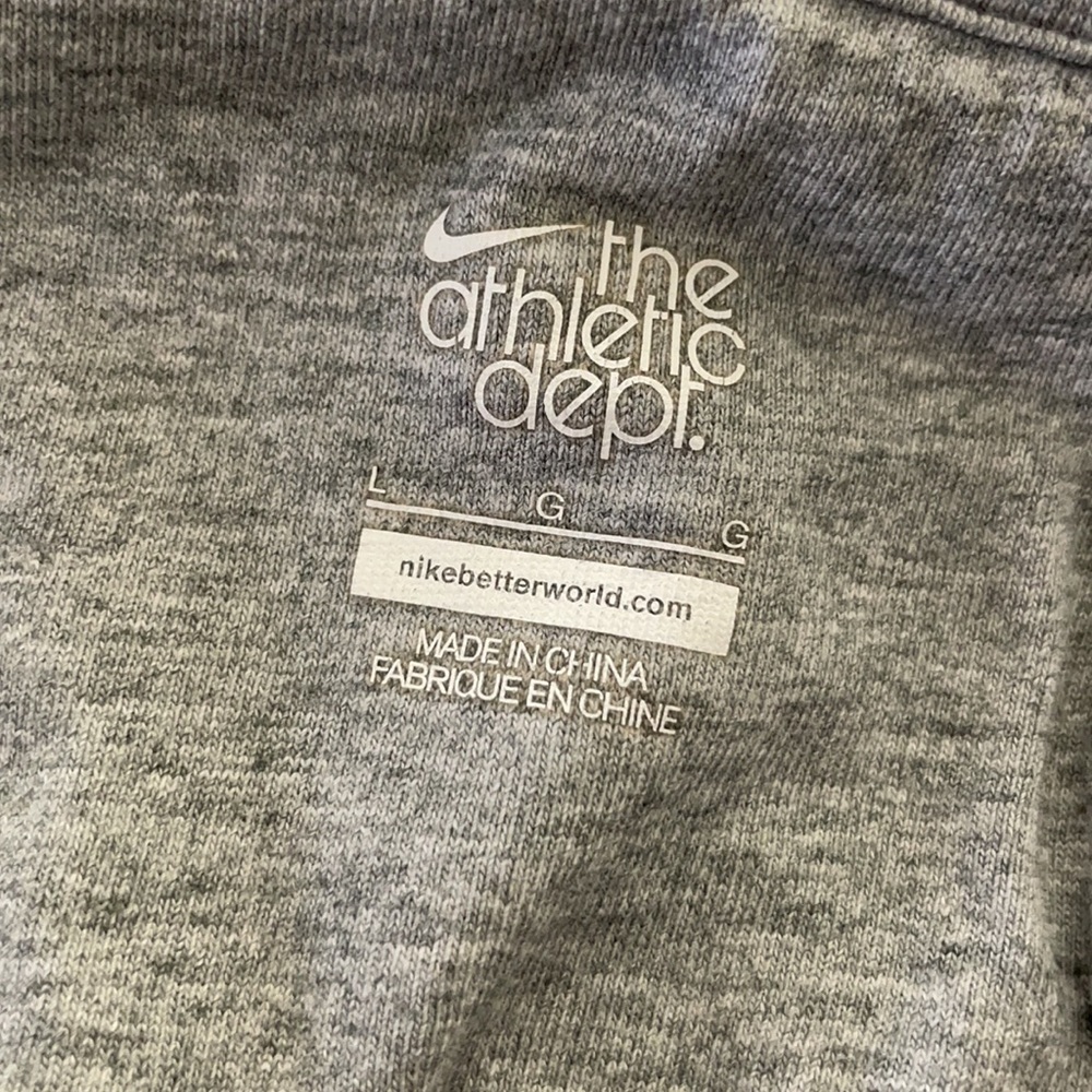 Nike jacket - Picture 4 of 5